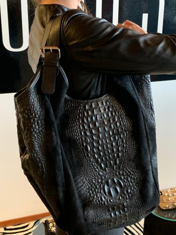 Leather Black bag with lion & tiger head and fringes  SM32 - Image 3
