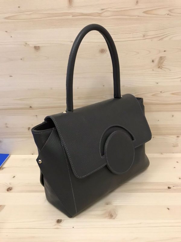 Leather handbag with a rounded closure LM14 - Image 4