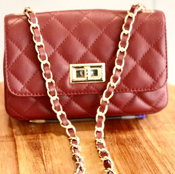Leather small handbag with golden leather braided chain MM07 - Image 32