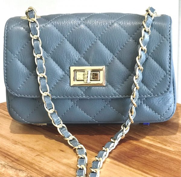 Leather small handbag with golden leather braided chain MM07 - Image 19